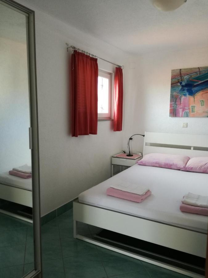 Apartman Jasmina Pula Exterior foto